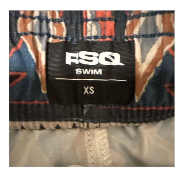 RSQ Mens Geo Pattern & Stripe 5" Inseam Swim Shorts, NWT - Picture 3 of 5